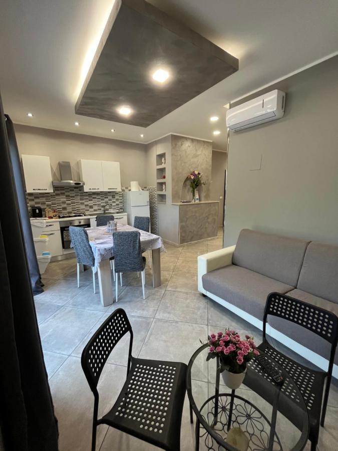 Casa Ferdinandea Apartman Catania-Fontanarossai nemzetközi repülőtér Kültér fotó