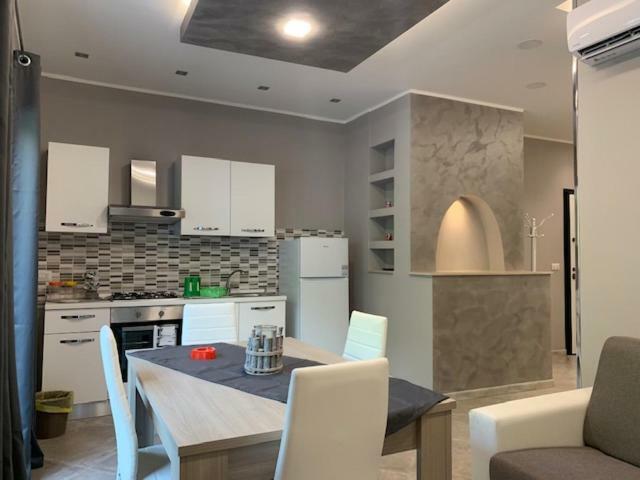 Casa Ferdinandea Apartman Catania-Fontanarossai nemzetközi repülőtér Kültér fotó